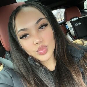 Meet your Posher, Claudette